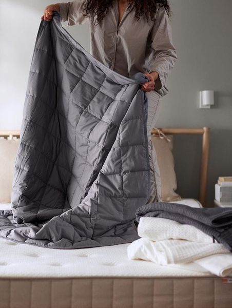 Ковдра обтяжена IKEA ODONVIDE 150х200 см Сіра 805.033.23 805.033.23 ➜ Пакуємо МИ📦 фото