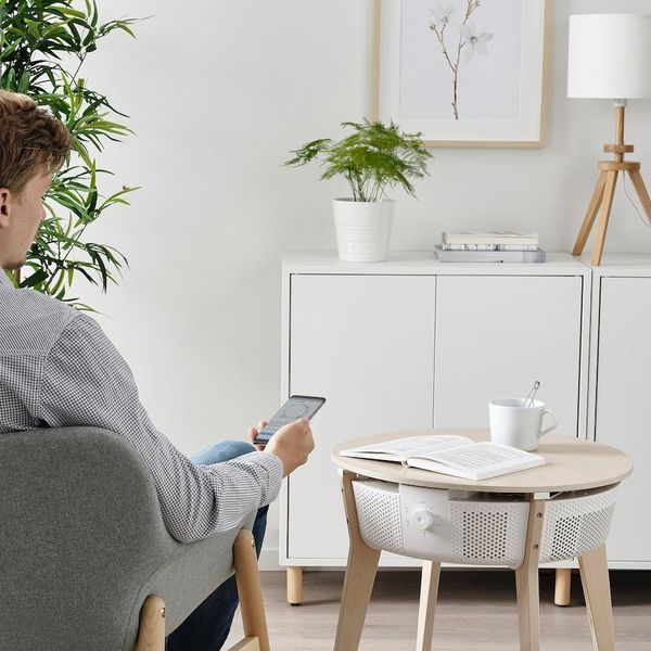 Стіл із очищувачем повітря IKEA STARKVIND Дерев'яний 804.619.45 804.619.45 ➜ Пакуємо МИ📦 фото