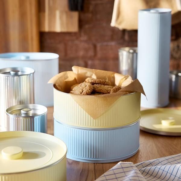 Баночка із кришкою IKEA BETTHAJ 0,6 л Cрібна 906.056.89 906.056.89 ➜ Пакуємо МИ📦 фото
